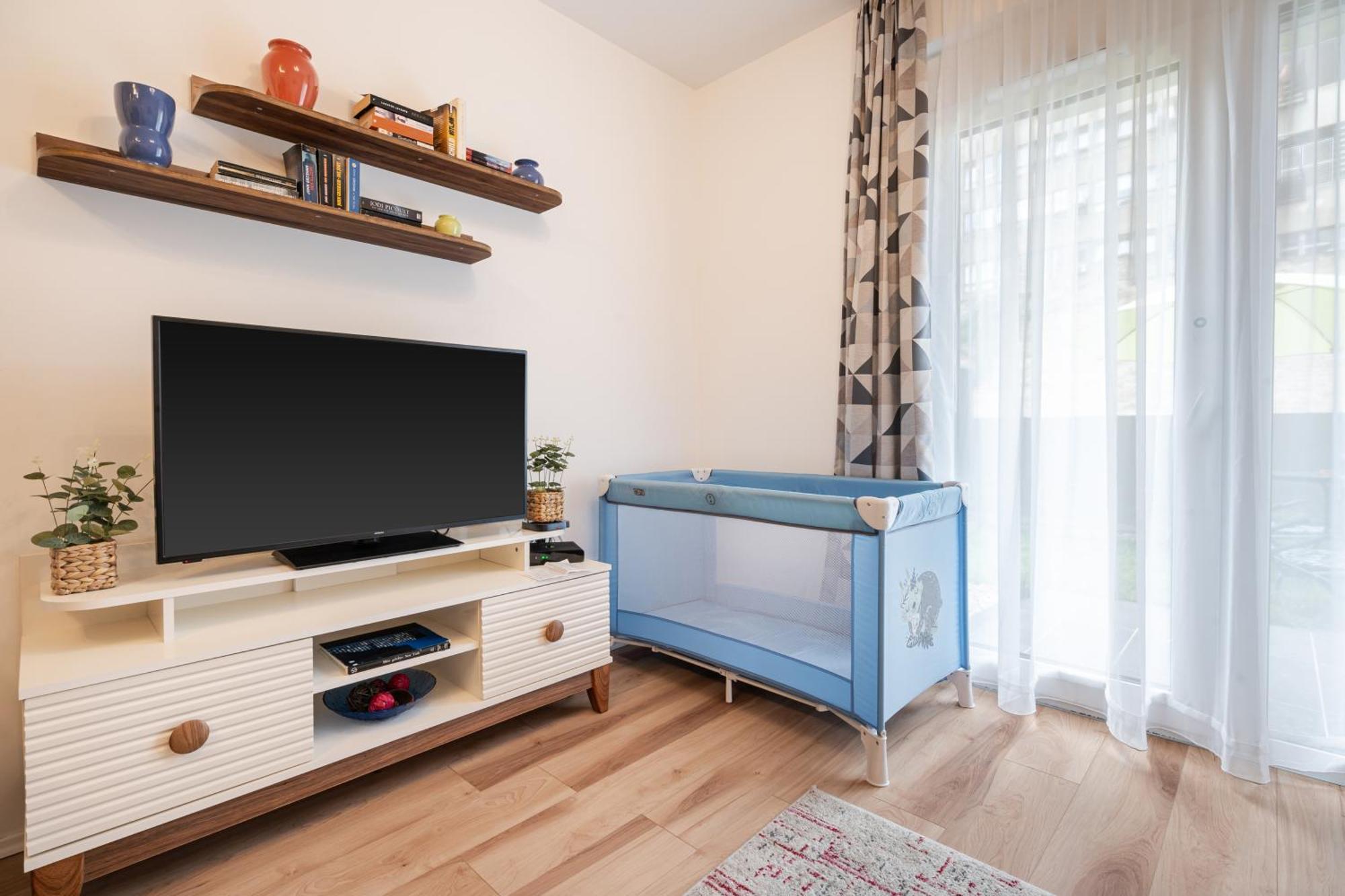 Peter Apartment With Terrace Budapest Esterno foto